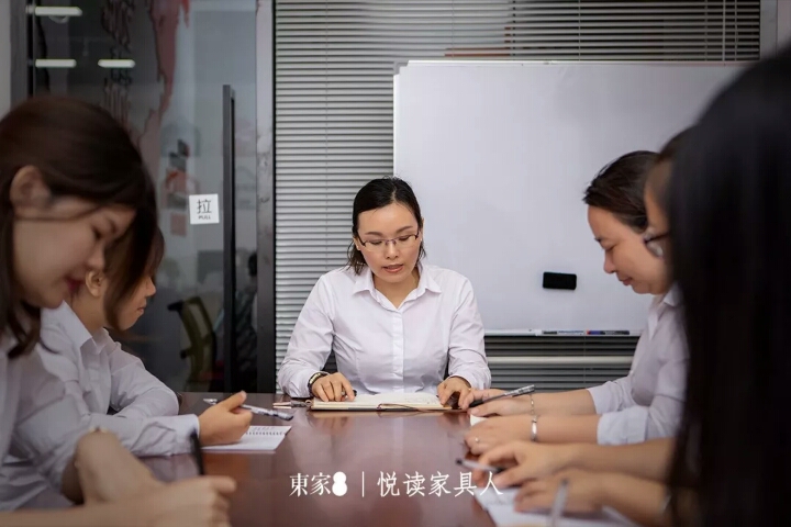 BJL平台人物志 | 李艳艳:永远站在客户的角度看问题